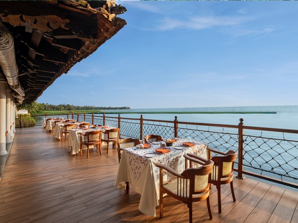 Kumaramom Lake Resort
