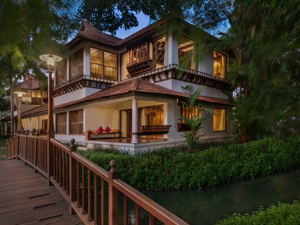 Kumaramom Lake Resort