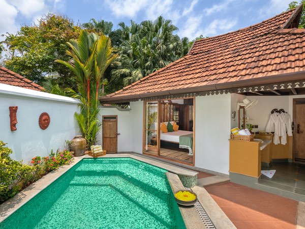 Kumaramom Lake Resort