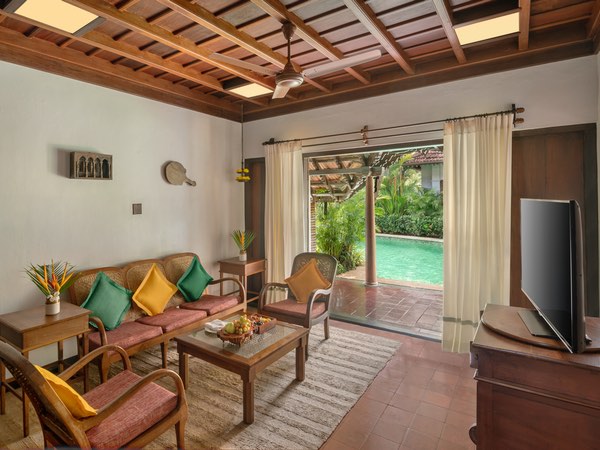 Kumaramom Lake Resort