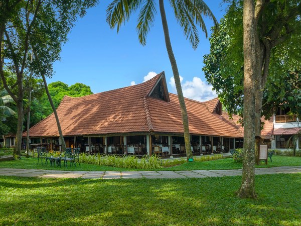 Kumaramom Lake Resort