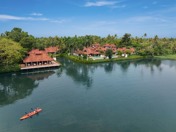Kumaramom Lake Resort