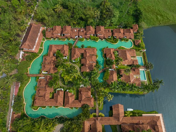Kumaramom Lake Resort