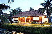 Ashex Tourism - wrote about Kumarakom Lake Resort