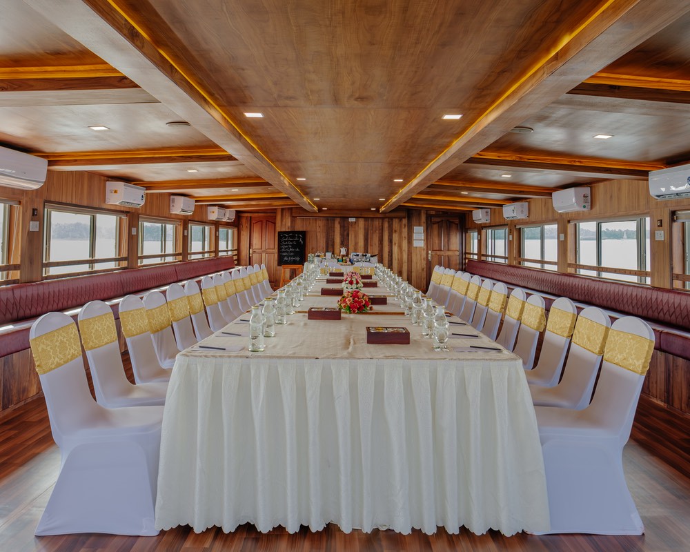 Conference Boat (Floating Mandap Option)