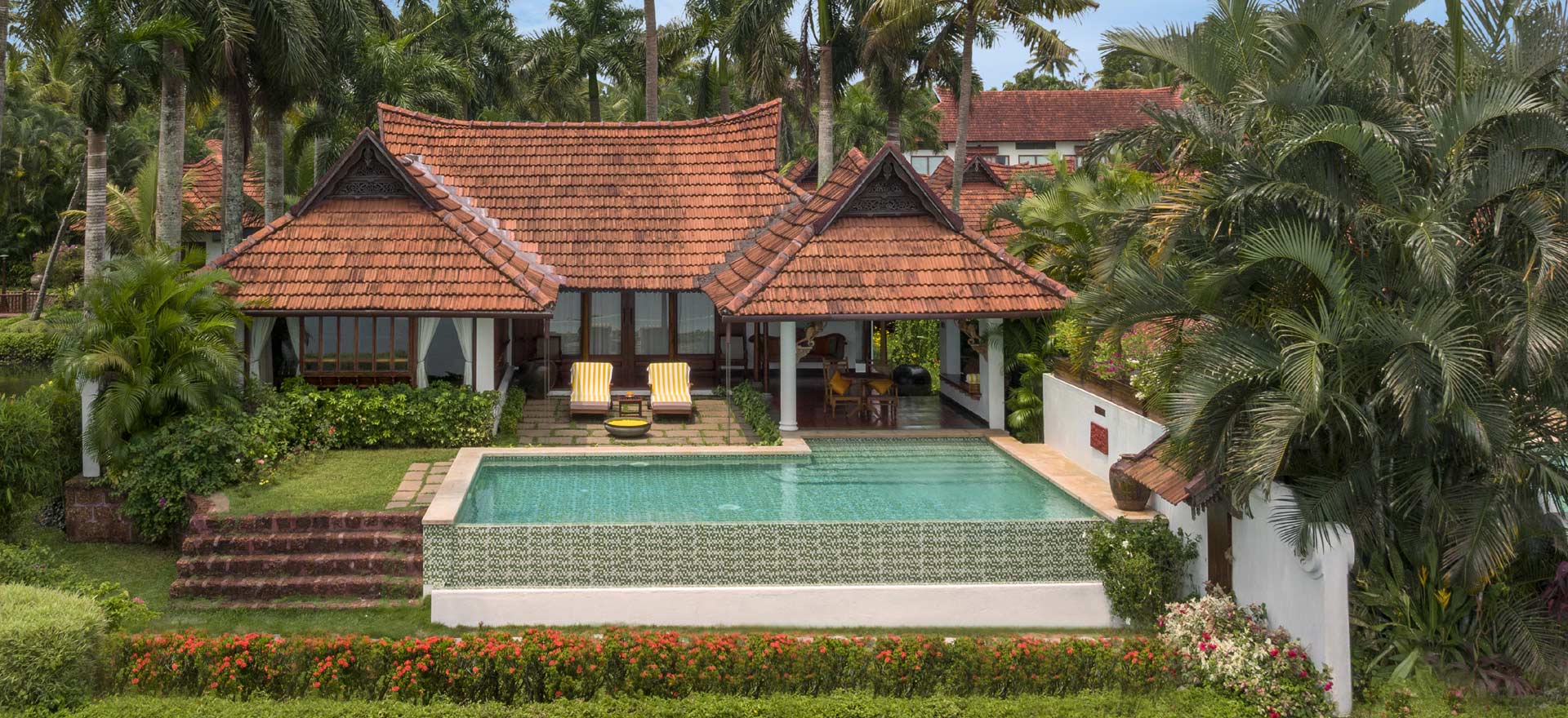 Presidential Suite with Private Pool - Kumarakom Lake Resort