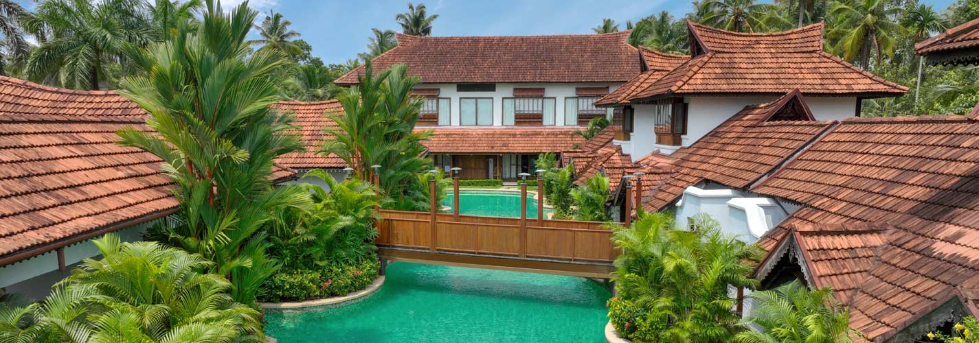 Luxury Accommodation - Kumarakom Lake Resort - Meandering Pool Villas