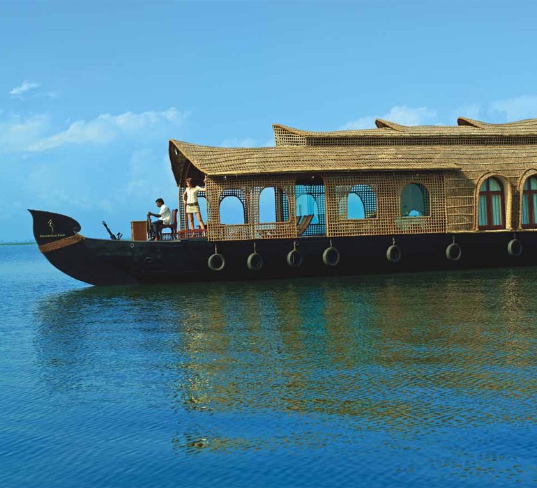 Kumarakom Lake Resort - Houseboat